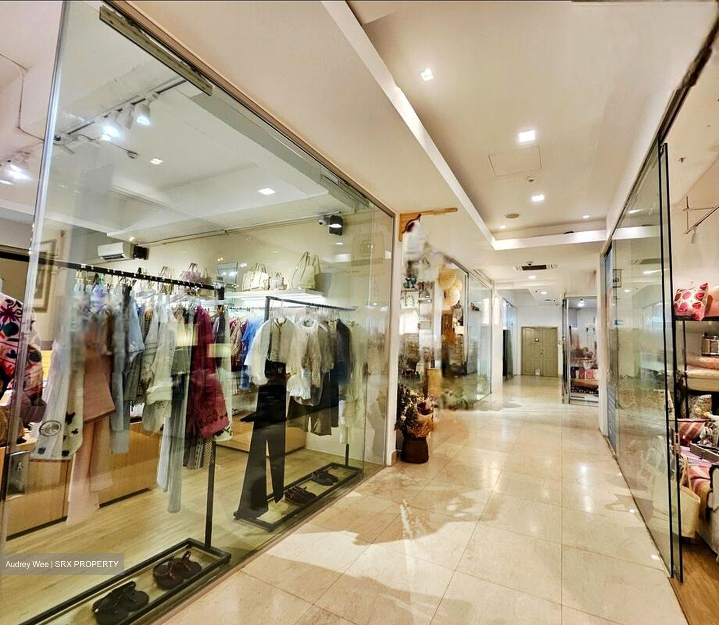 Bukit Timah Plaza / Sherwood Towers (D21), Shop House #477053801